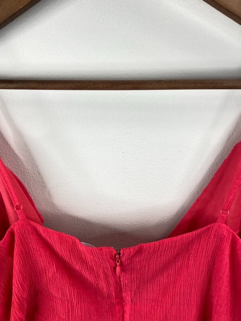 BB Dakota Steffi Ruffle Top Size M - Picture 6 of 6